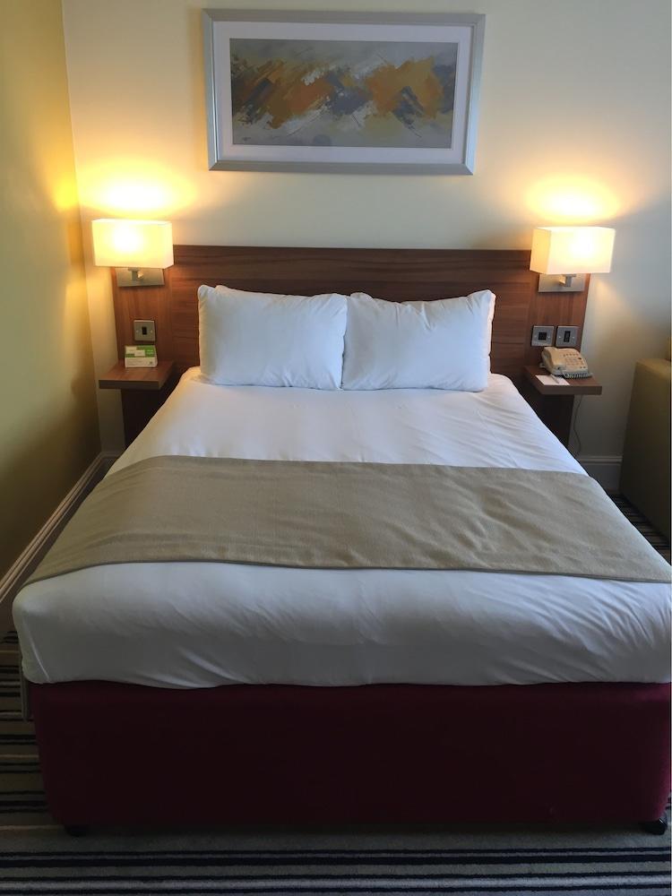 West By Ihg Reading