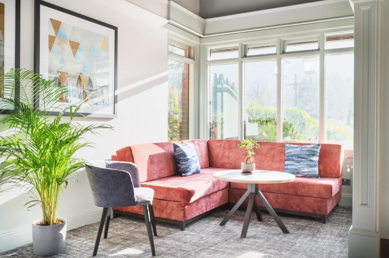 Hotel West By Ihg Reading