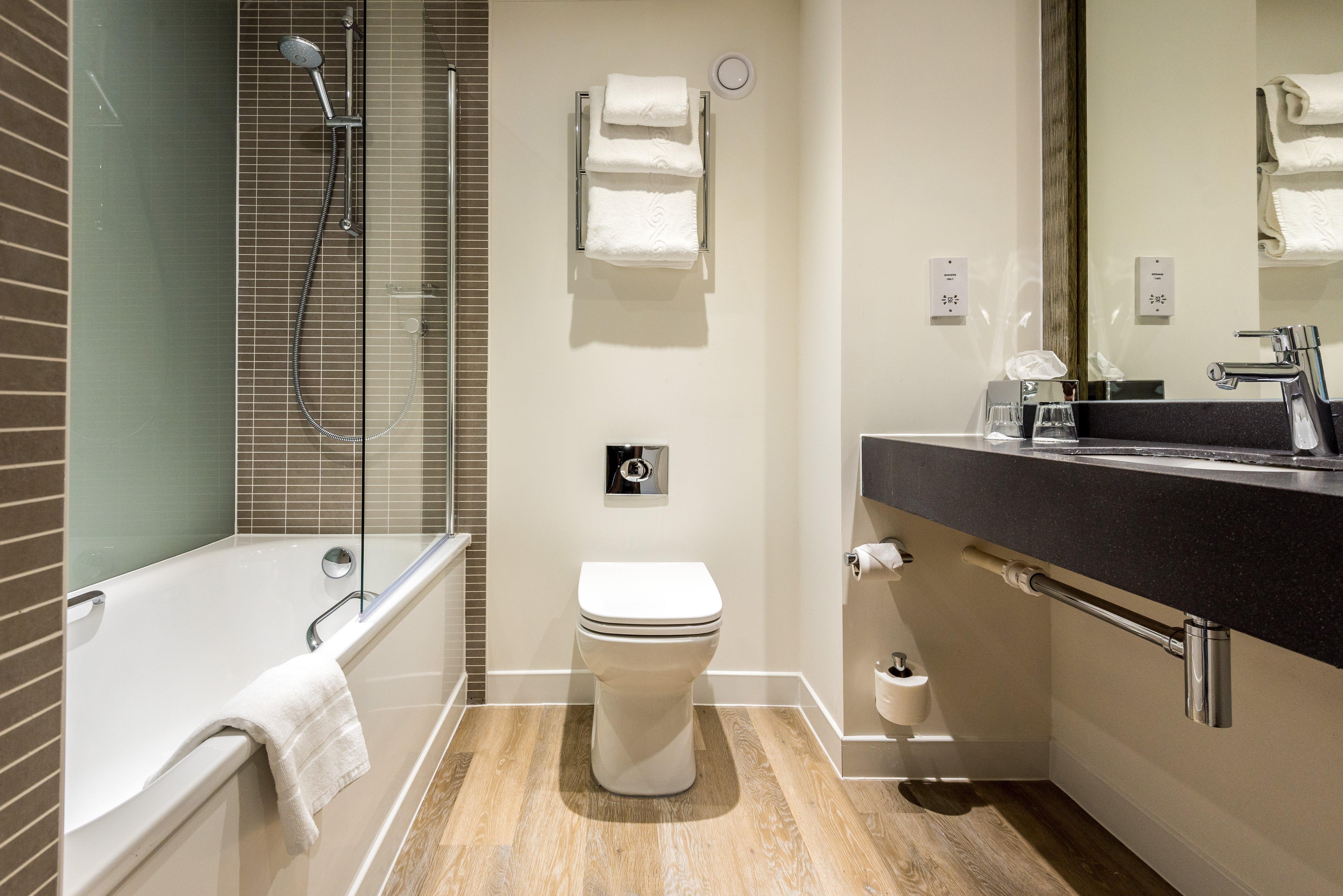 West By Ihg 4*