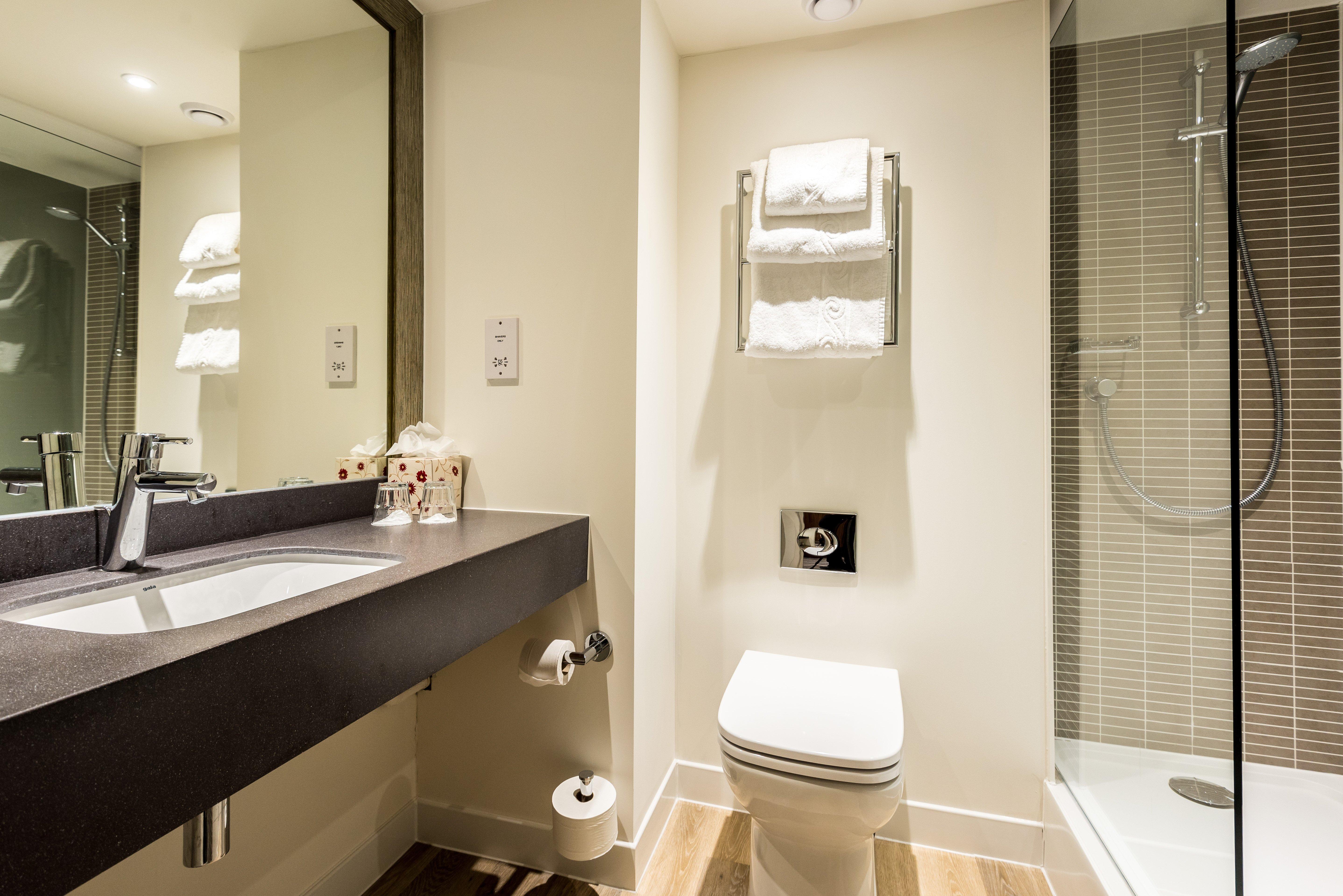 West By Ihg 4*