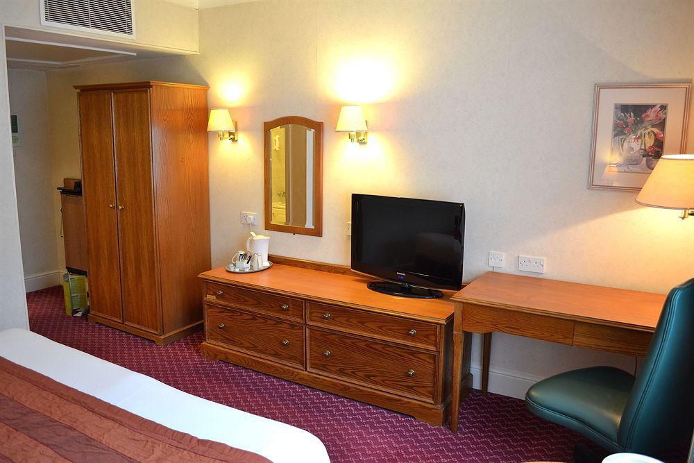 West By Ihg Hotel Reading